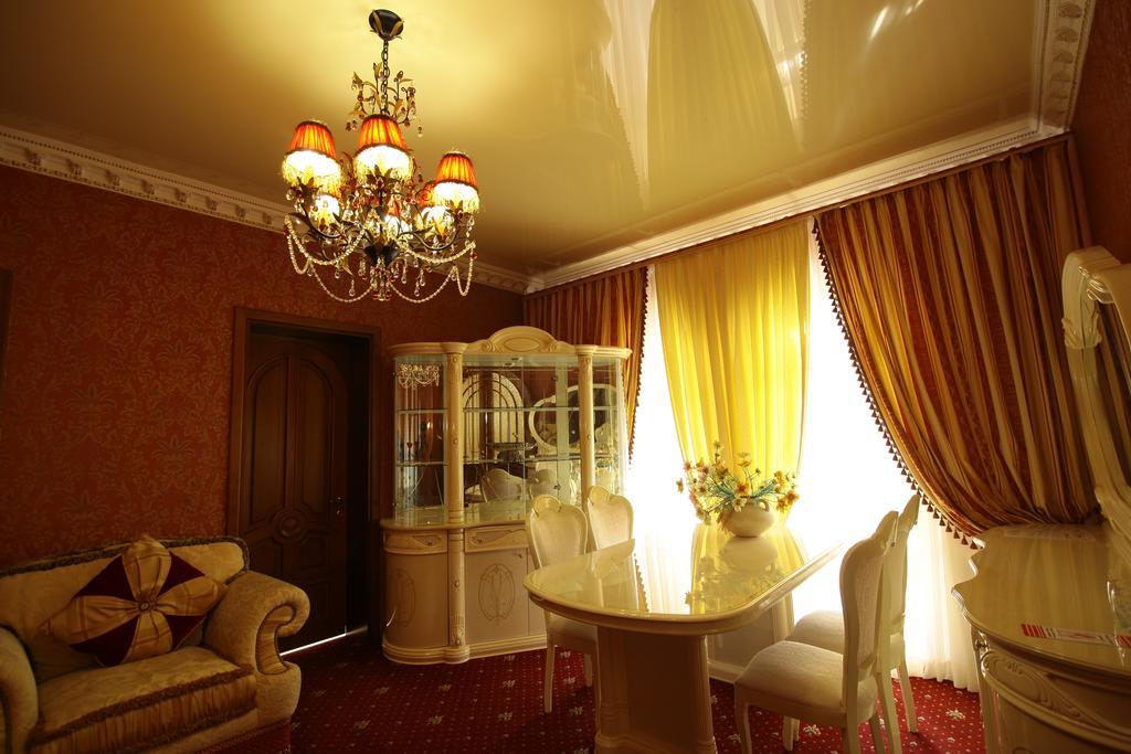 Korall Mykolaiv Exterior photo